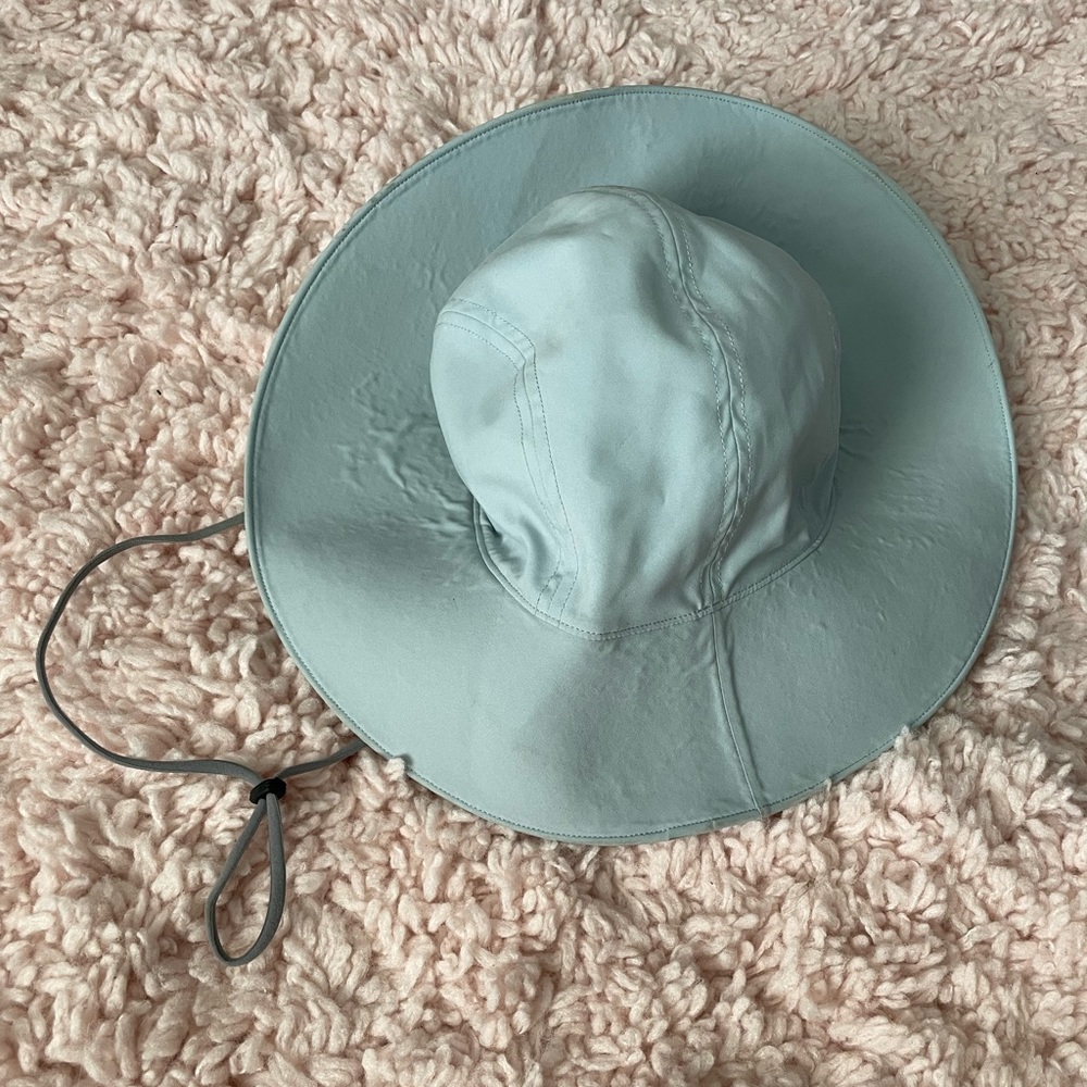 Sinsola hat arc’teryx